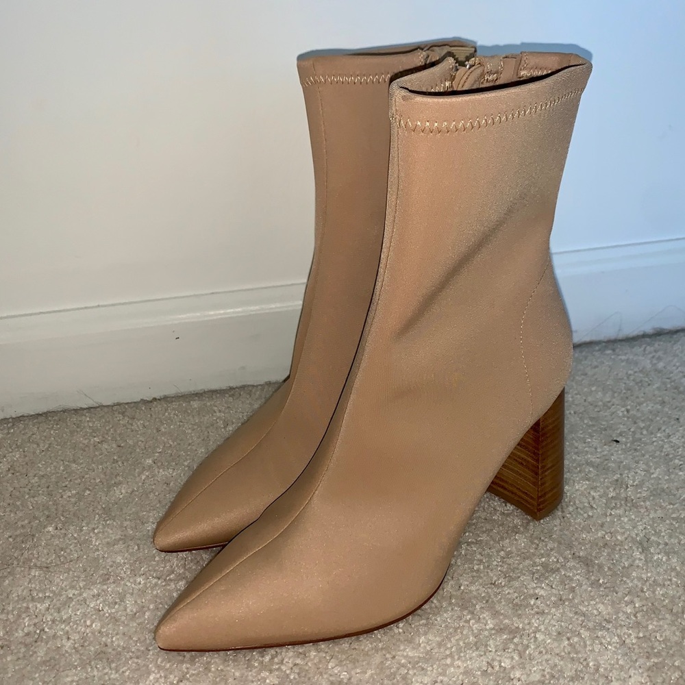 NEW Jeffrey Campbell Soren Bootie Size 7.5